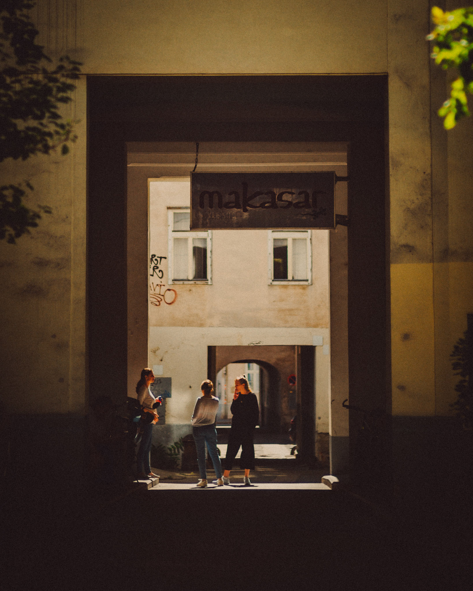 Three women on a cigarette break, Vienna, Austria, August 2017, Leica M.