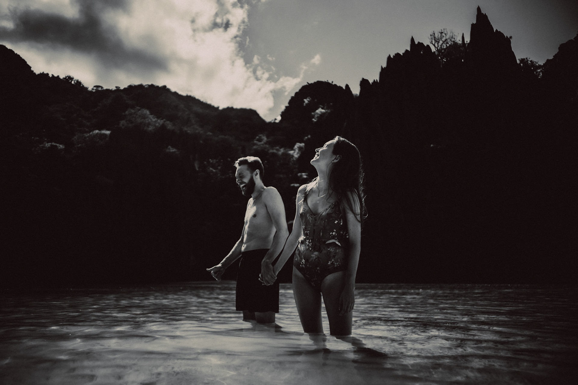An island hopping tour with a travel couple on their honeymoon, in black and white, Cadlao Island, El Nido, Palawan, Philippines, Southeast Asia, February 2019, Sony A7III.