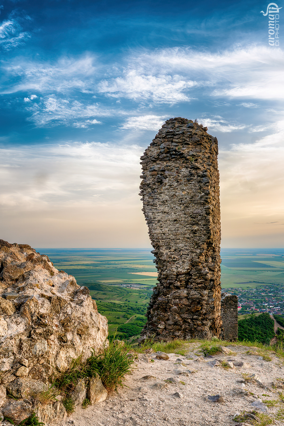Still Stadning - Siria, Romania