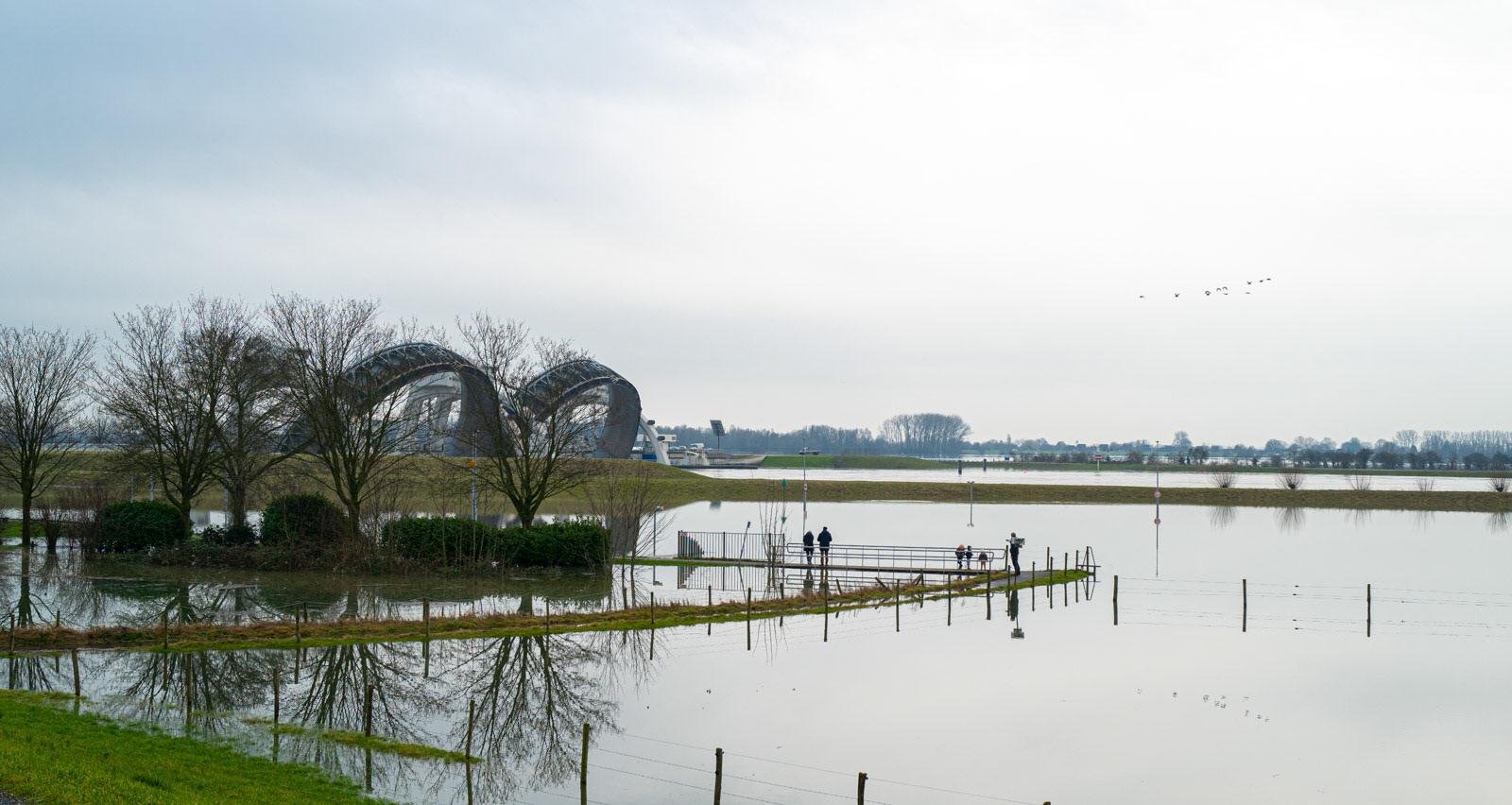 Open stuw bij Amerongen