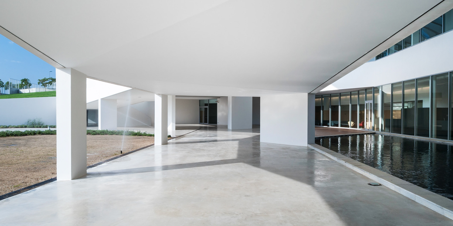 IMO - Ocular Microsurgery Institute / Barcelona, Spain / Josep Llinàs