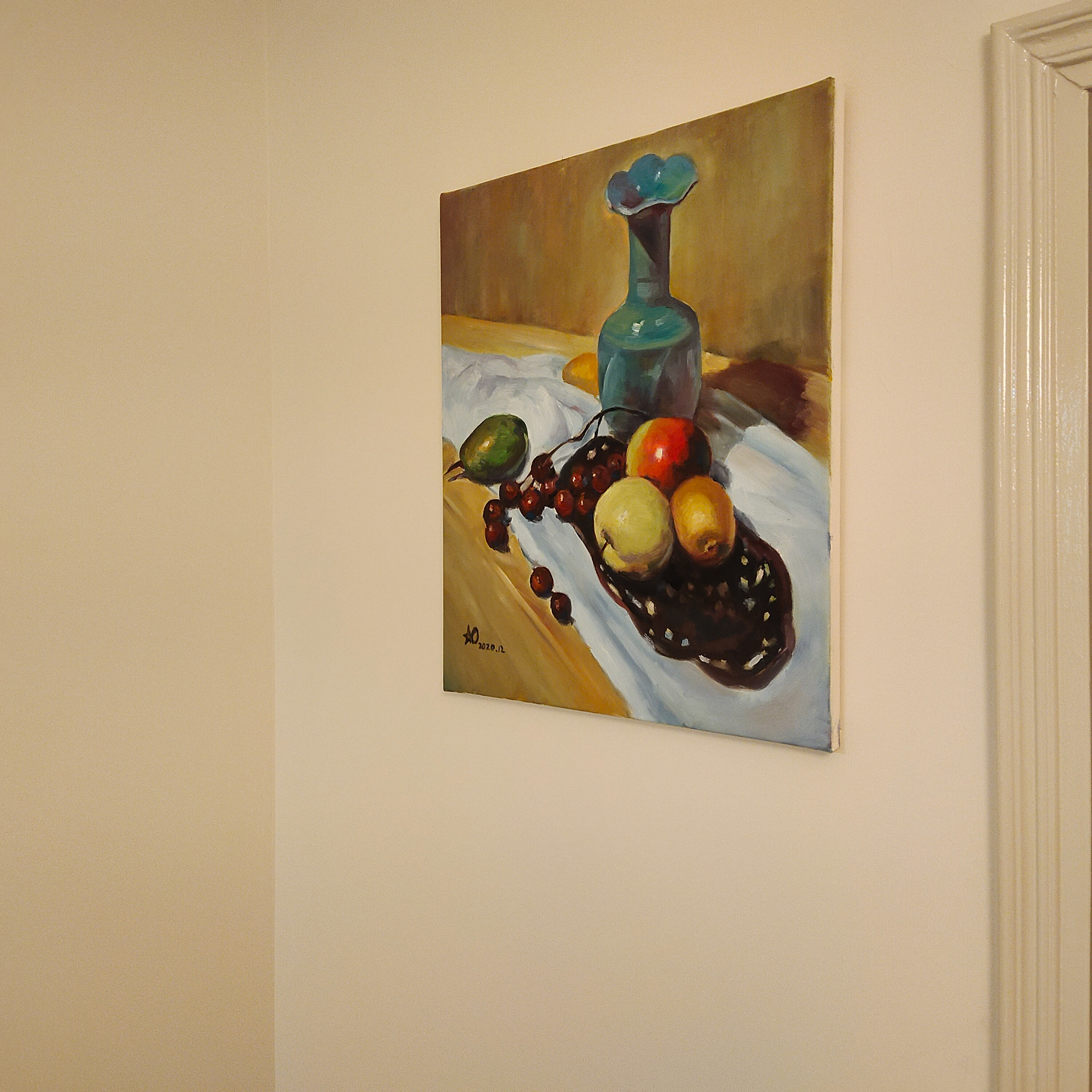 Vase & Fruits