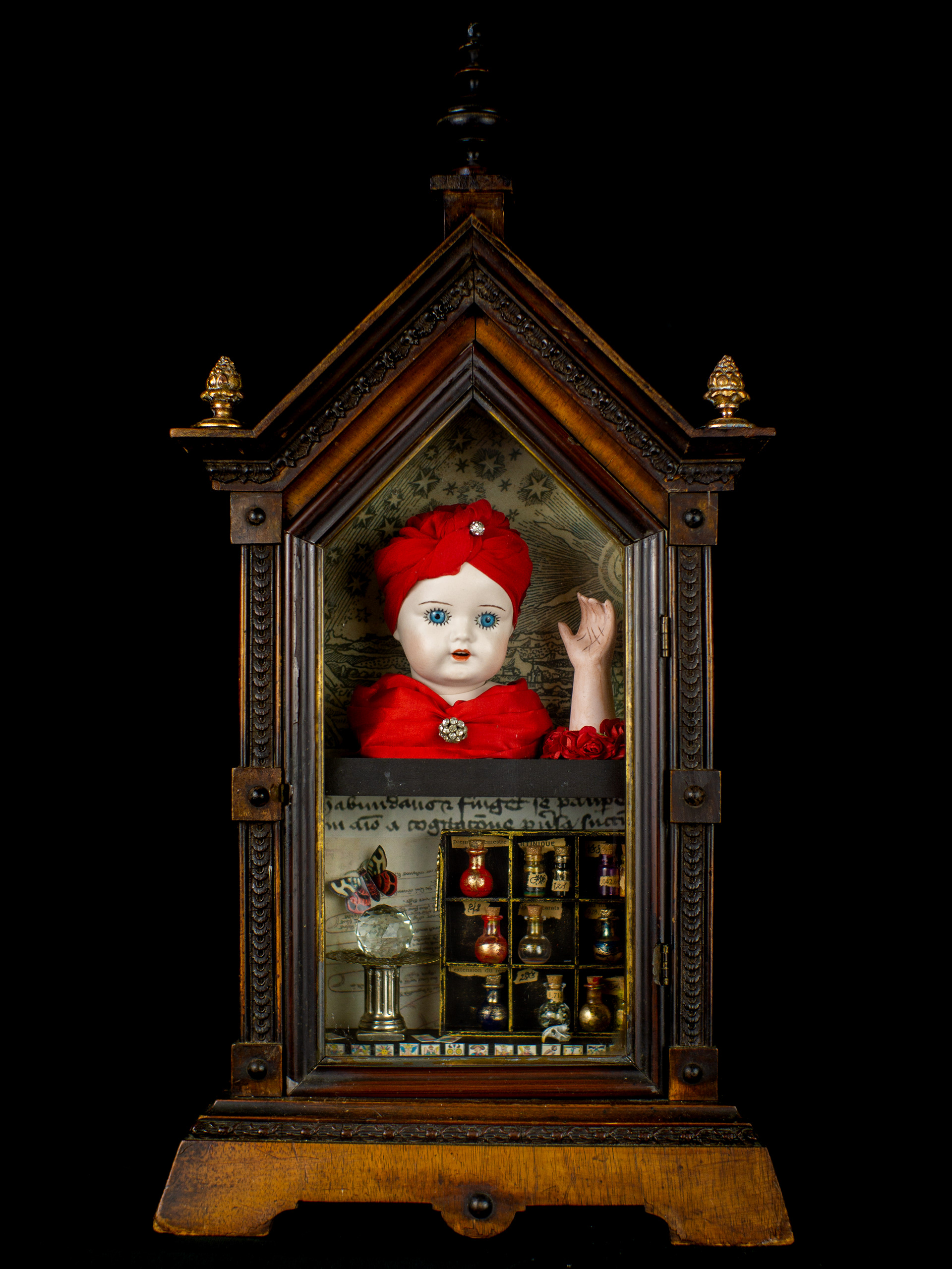 A Box Of Secrets - Antique wooden case, antique bisque German doll’s head (K&R Simon & Halbig, 1920), silver, brass, glass, paper, mammal skull. 58 x 29 x 13
