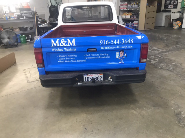 M&M Window Washing - Ford Ranger