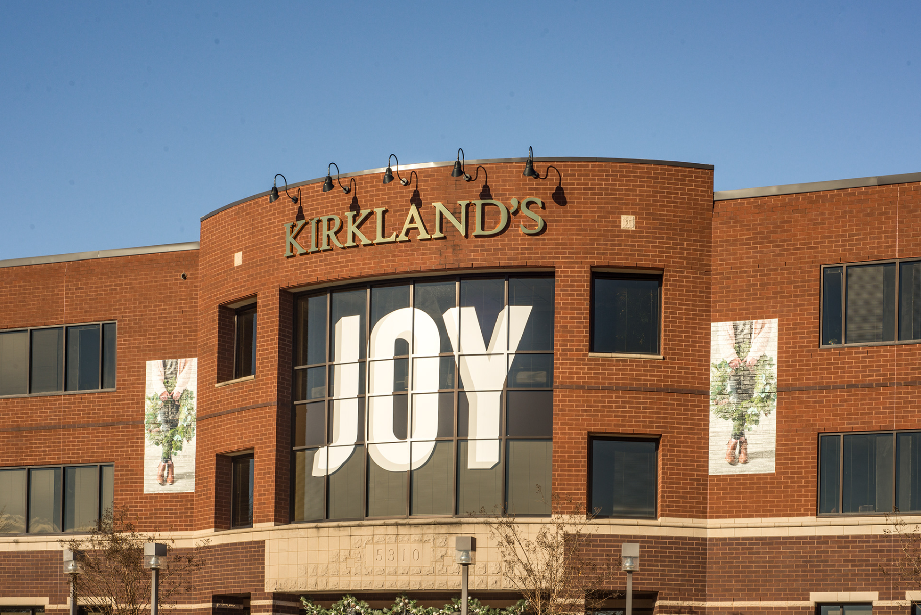 Kirkland's Christmas Joy - 2019