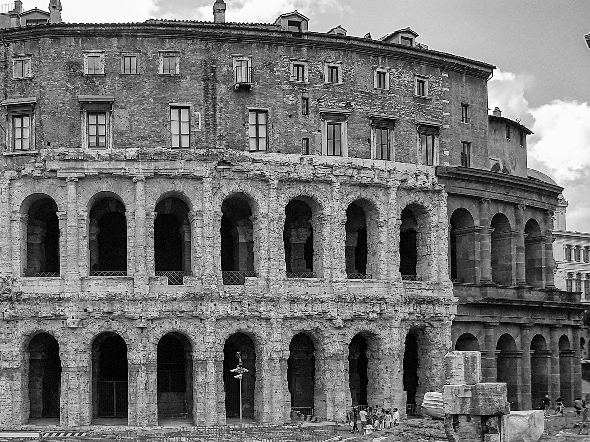 Rome 12h20 09/17 Théâtre Marcellus