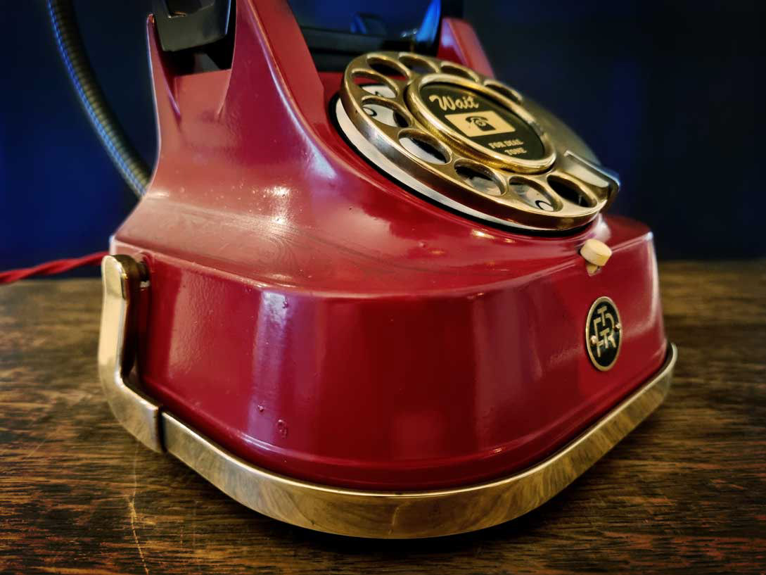 Brass carrying handle