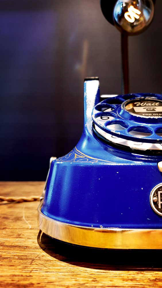 Upcycled telephone lamp