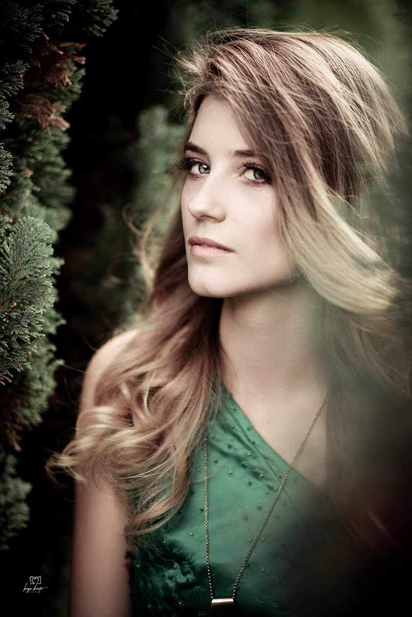 Victoria Daria Osłońska <3 Stylizacja: Barbara Szymaniuk MUA: Anita Zapolska Włosy: Piotr Rybarczyk Sukienka: Kamila Wieczorek