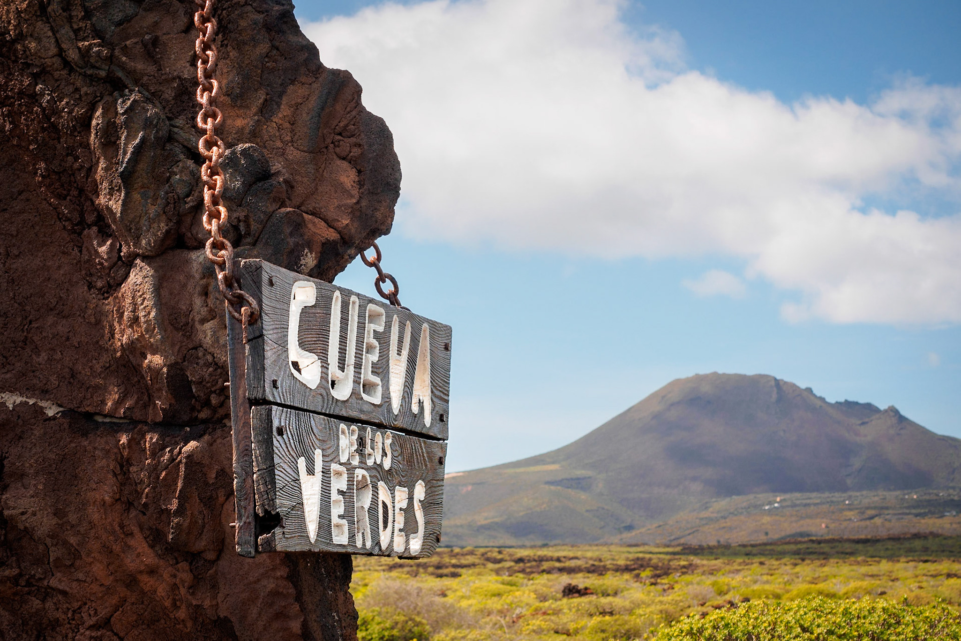 Eingang zu den Cueva de los Verdes