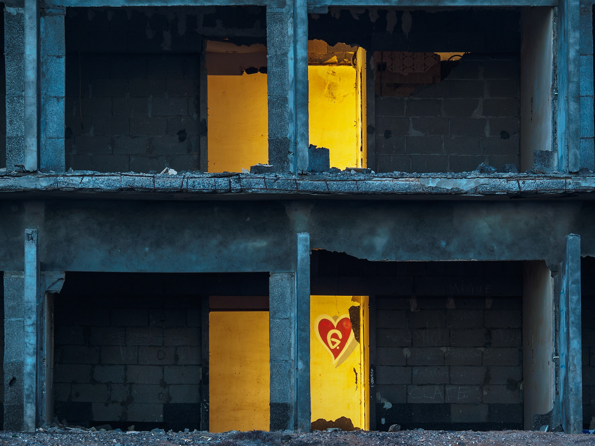 Liebe ist überall - Verlassener Hotelkomplex auf Lanzarote