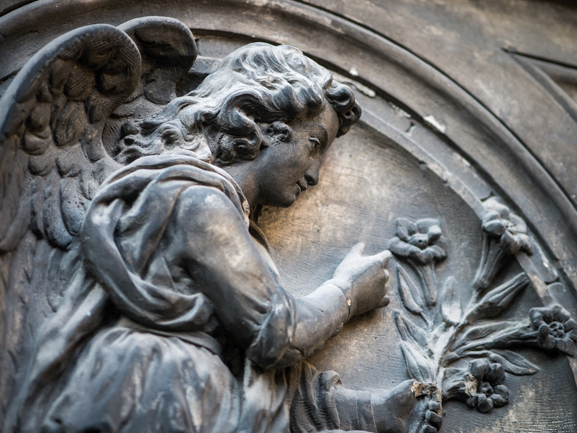 Detail an der Außenmauer der Kathedrale