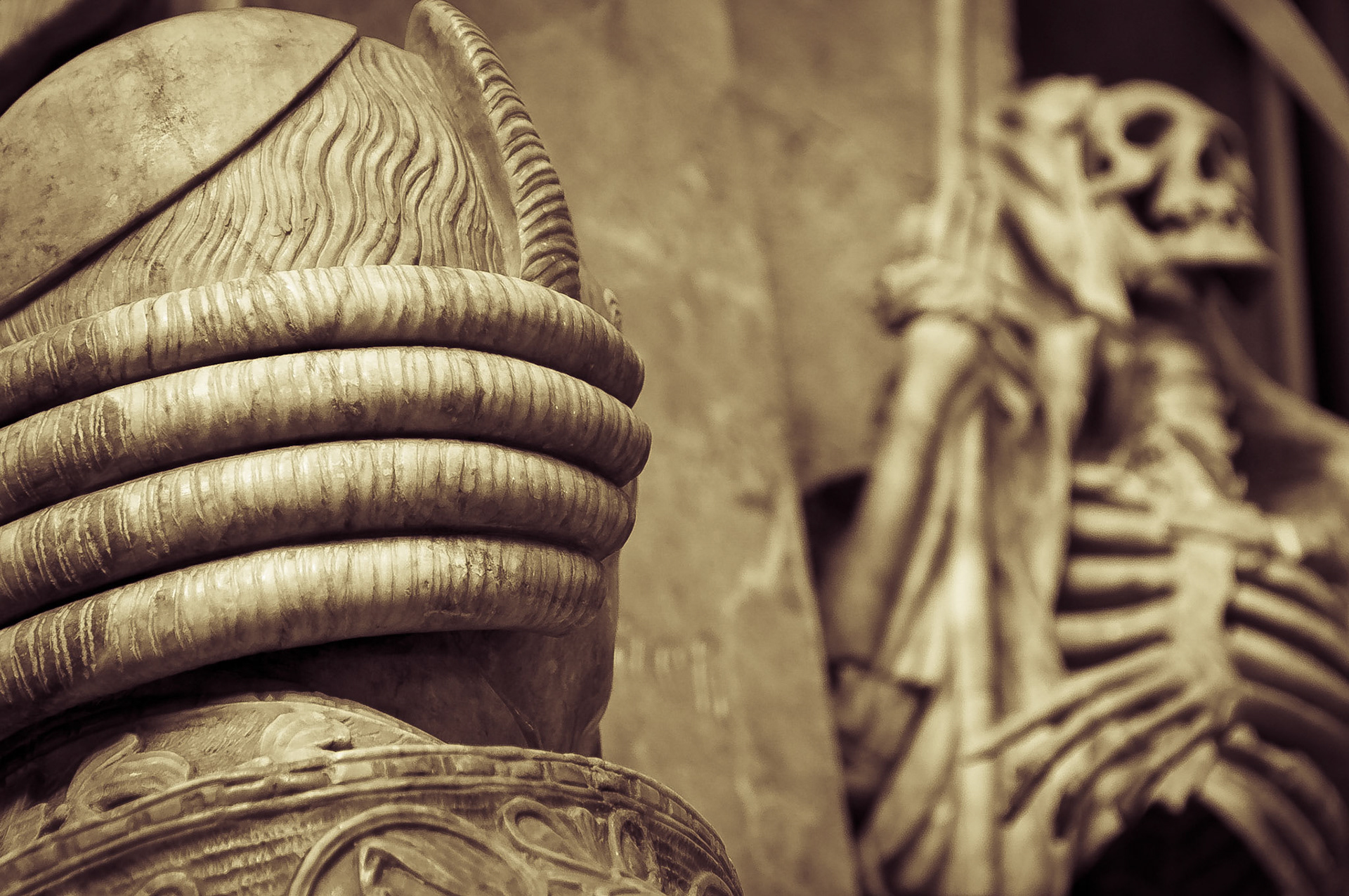 Dem Tode ins Gesicht schauen - Trierer Dom