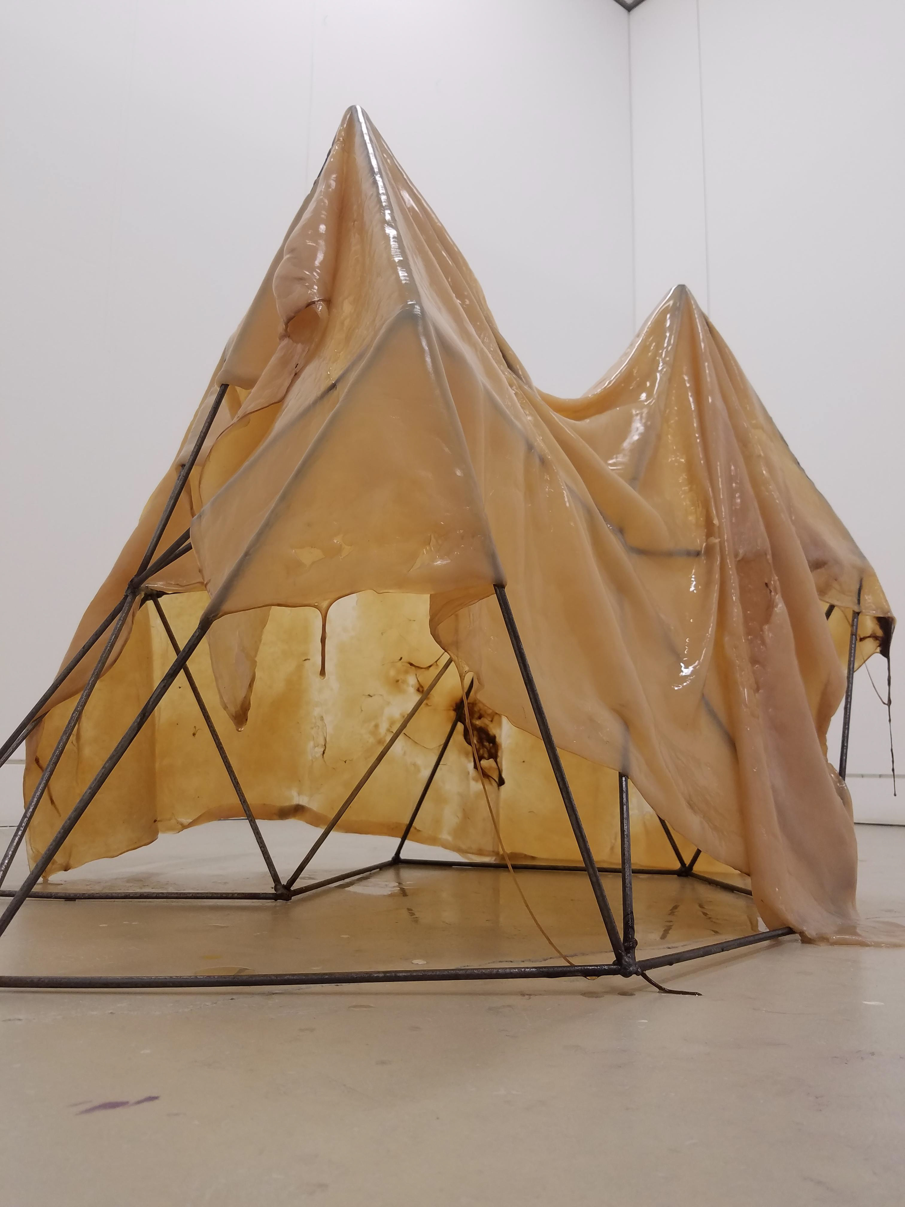 Tent-like