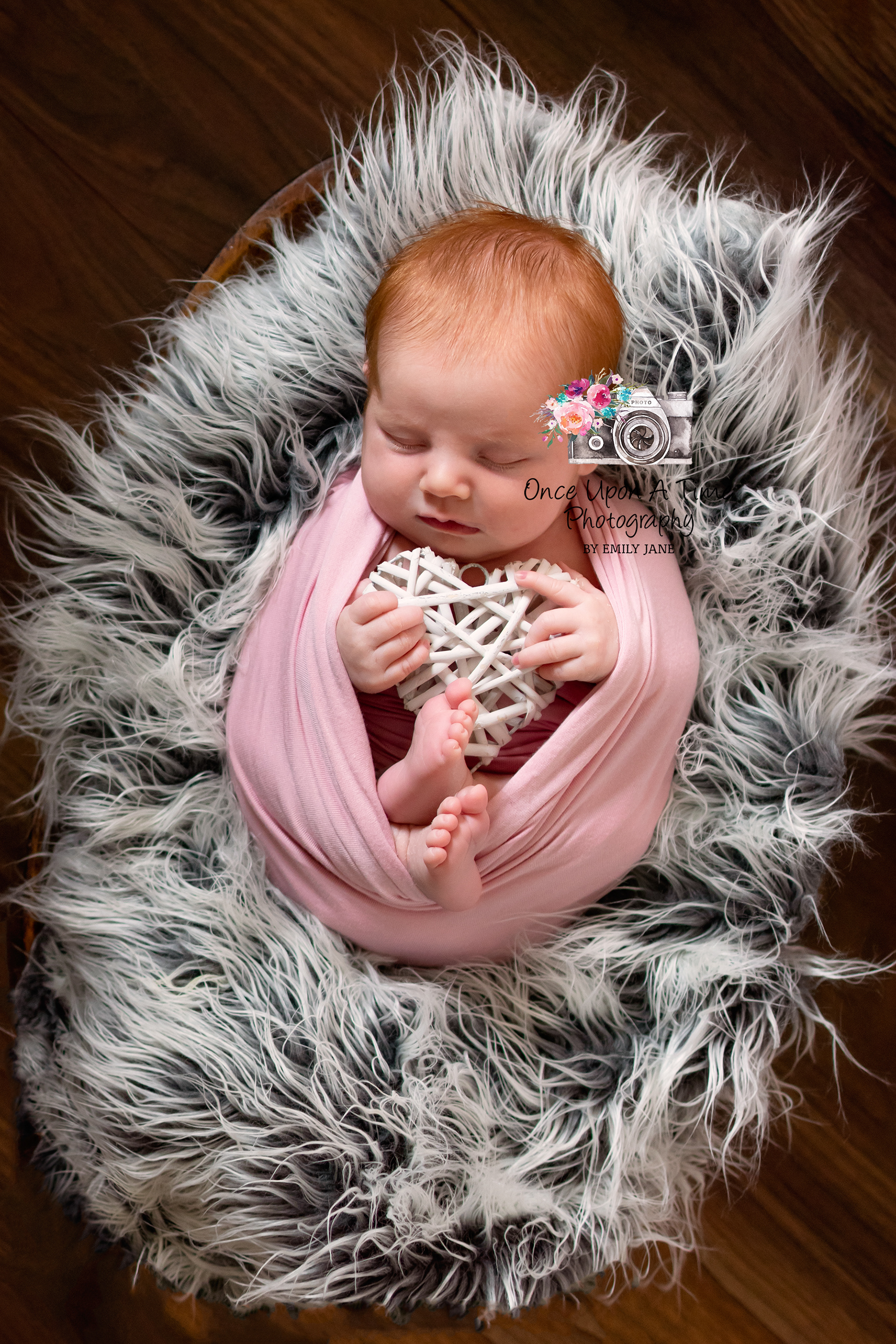 Newborn photoshoot heart Worcestershire