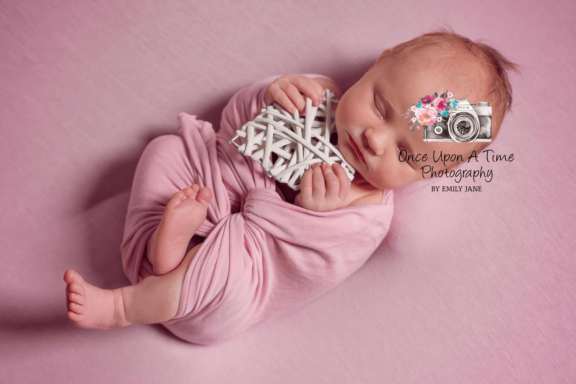Newborn photographer Worcestershire