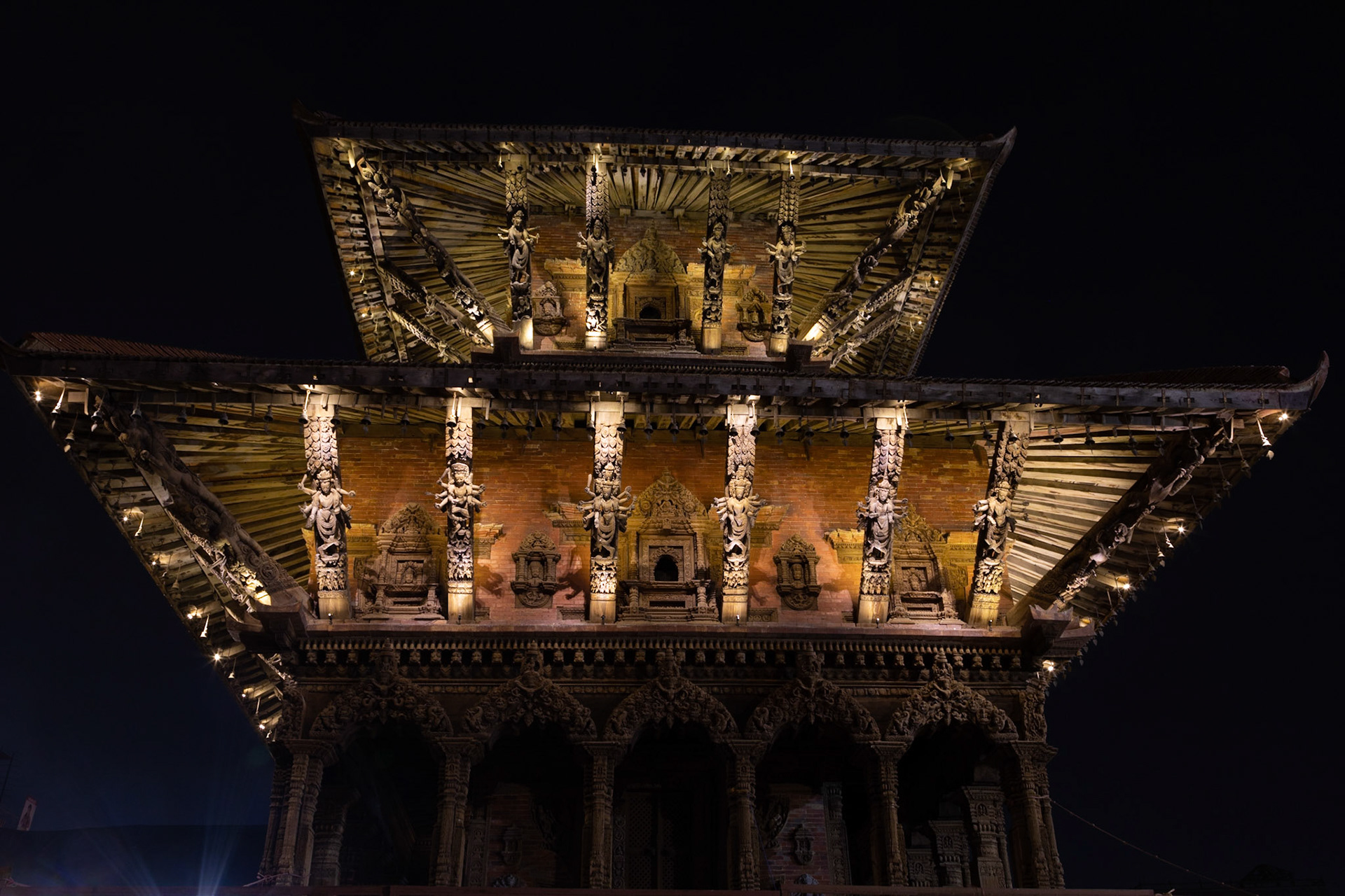 Krishna Mandir & Garud Statue - Patan Durbar Square, Nepal