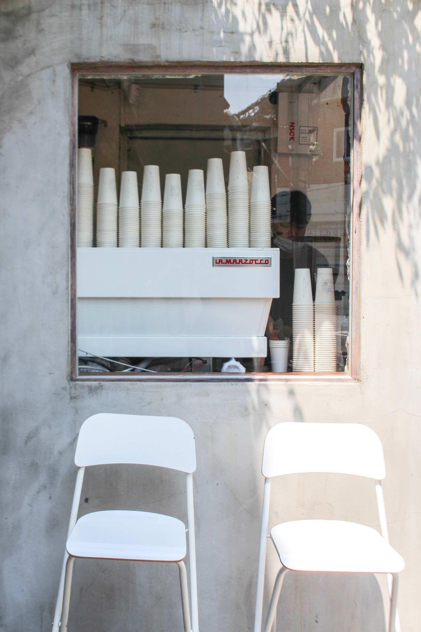 Raw Coffee Stand