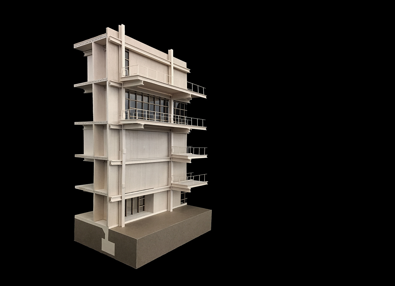 1/4":1' Section Model