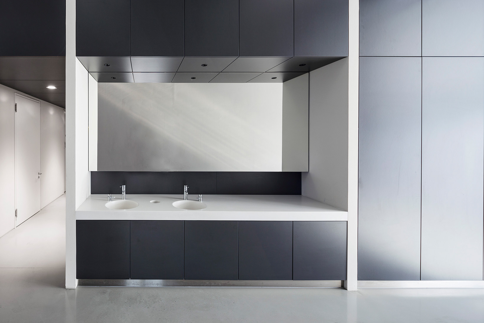 Lukas Brenner Architekturfotografie - Webler + Geissler Stuttgart - Riva Backnang