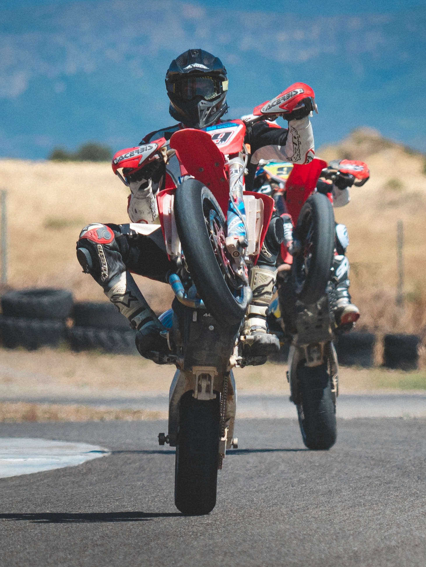 SUPERMOTO