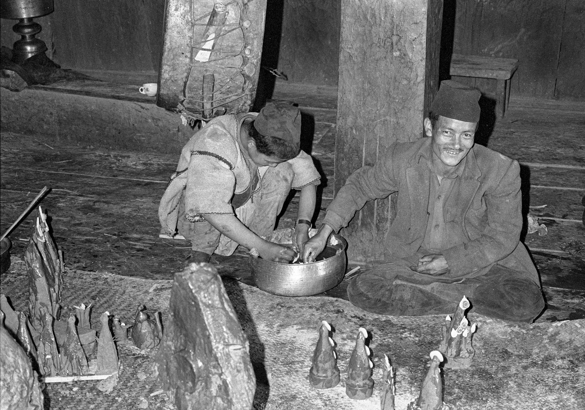 (L-R)Palsang Shangba (9); Dawa Gyalbu Ghale (298) making Nara torma