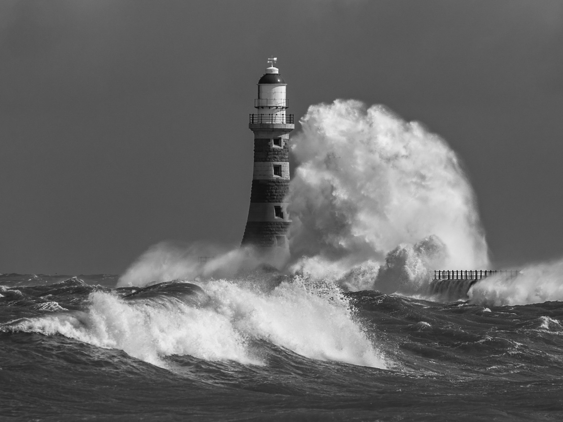 Sun sea and storm waves