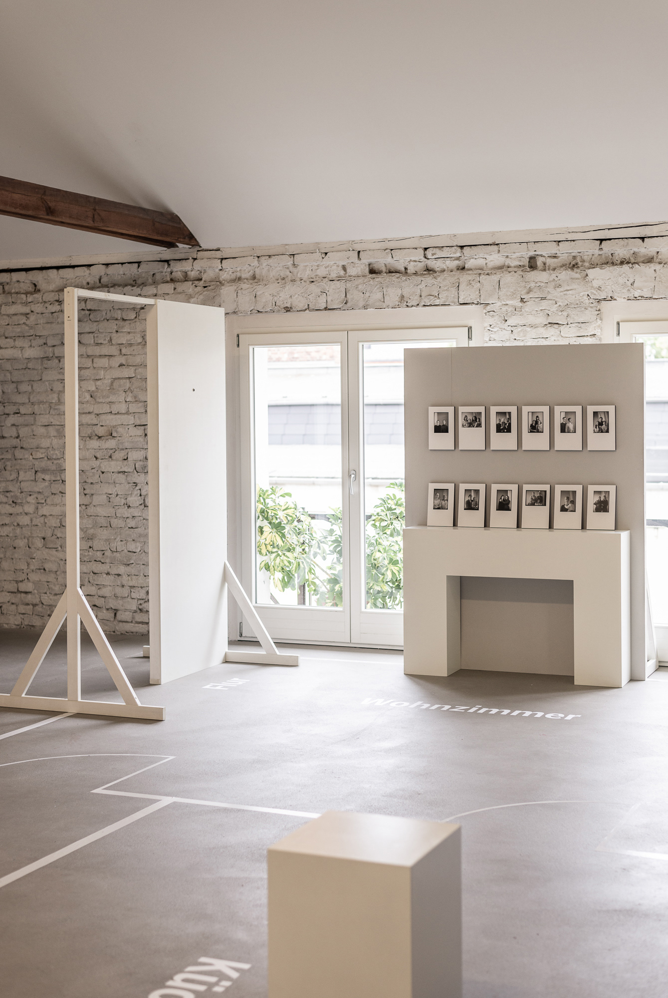 Exhibition view Lucid.Studio FAHRBEREITSCHAFT