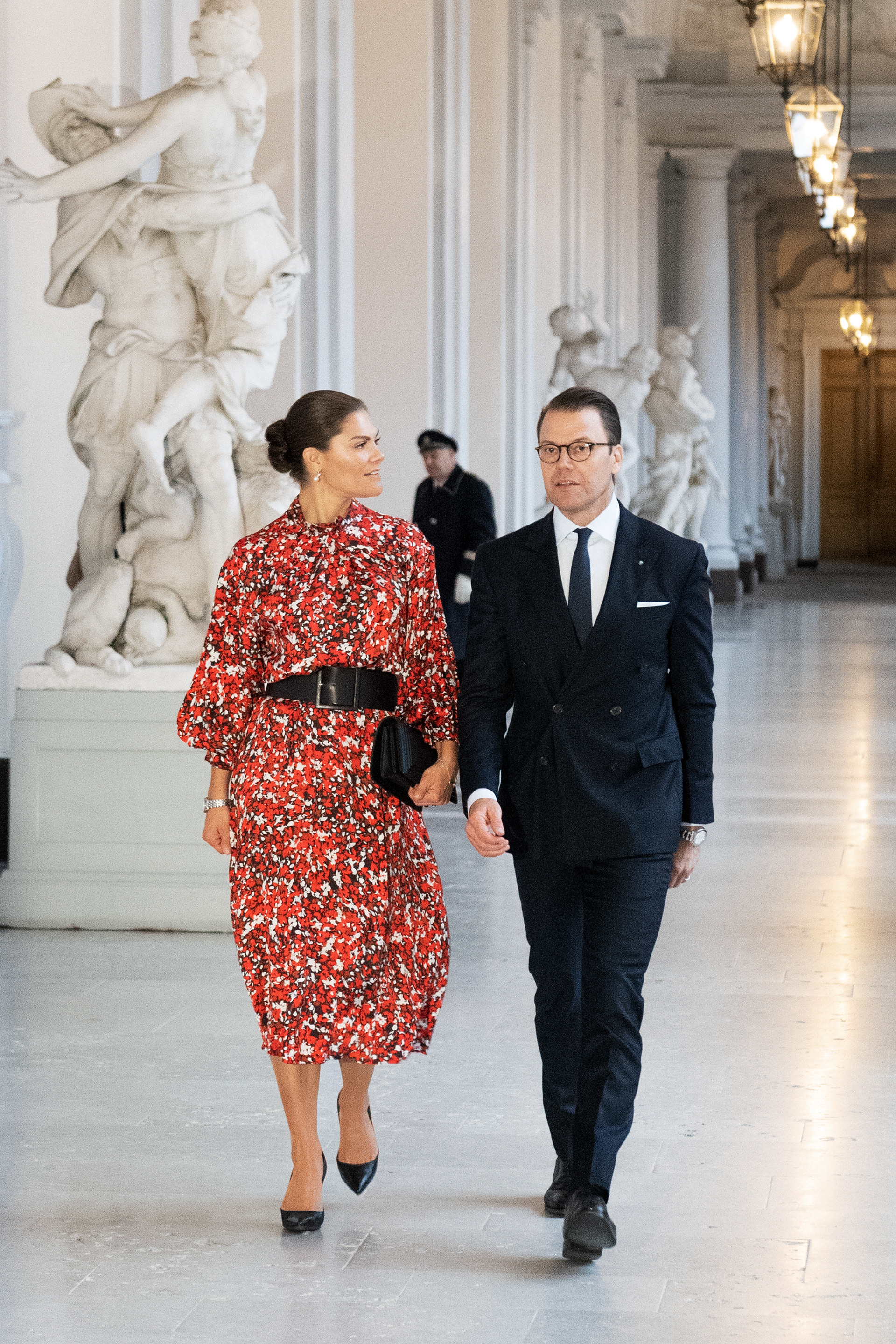 Kronprinsessan Victoria och prins Daniel anländer till seminarium med anledning av Kungliga Ingenjörsvetenskapsakademiens 100-årsjubileum. För TT Nyhetsbyrån.