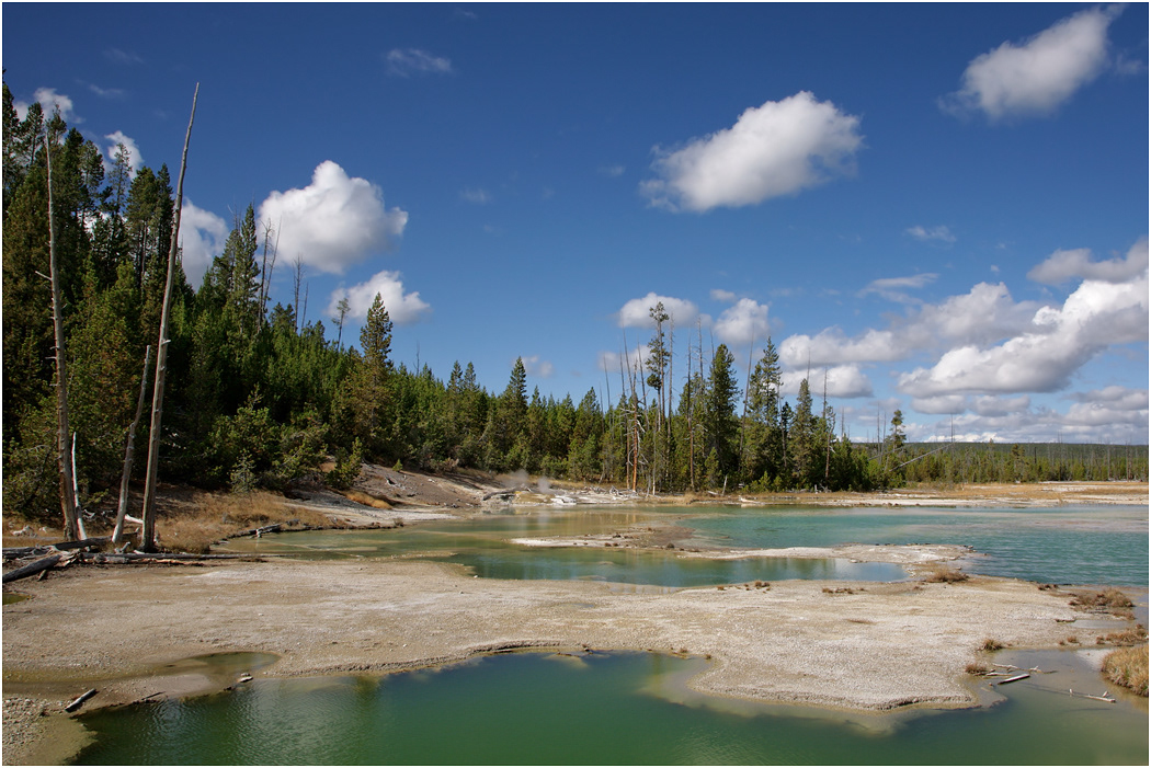 Crackling Lake, Norris Basin, Yellowstone