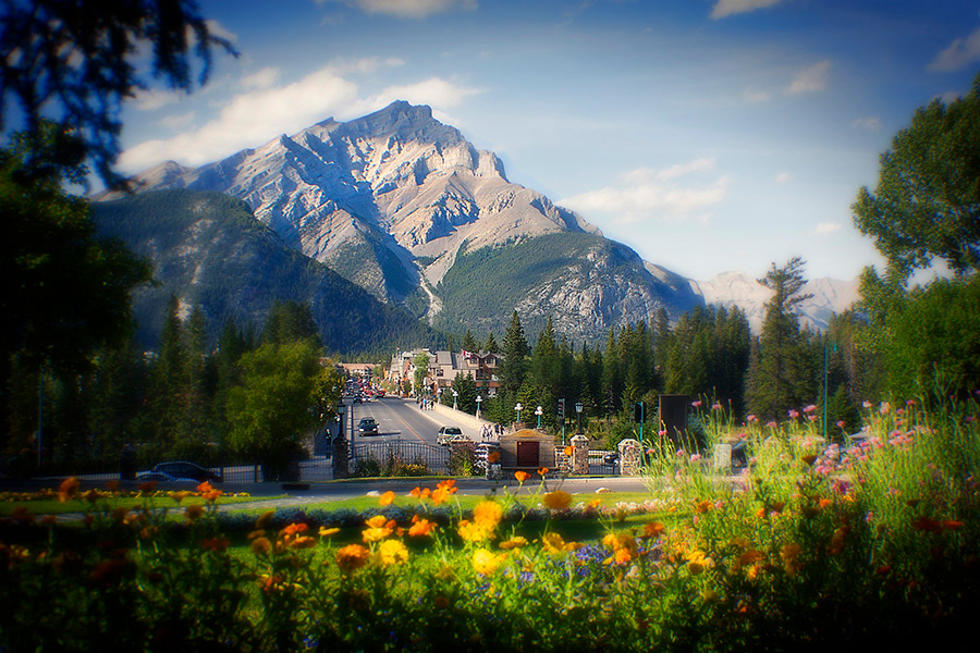 photographer Banff vignette Cascade Mountain