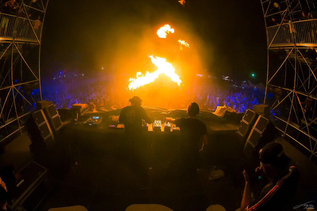 Dirtyphonics © Lempens Studio