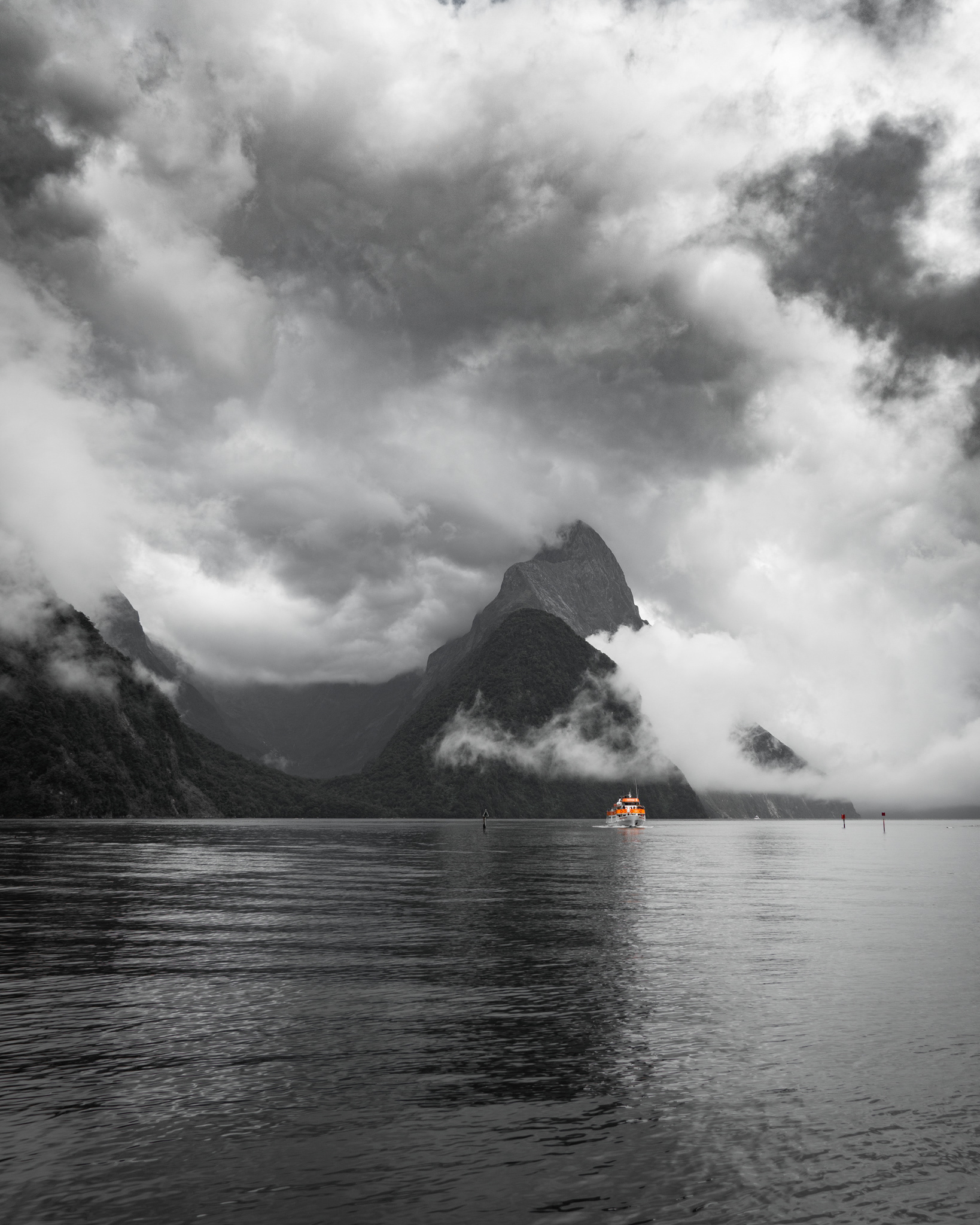 MILFORD SOUND BW