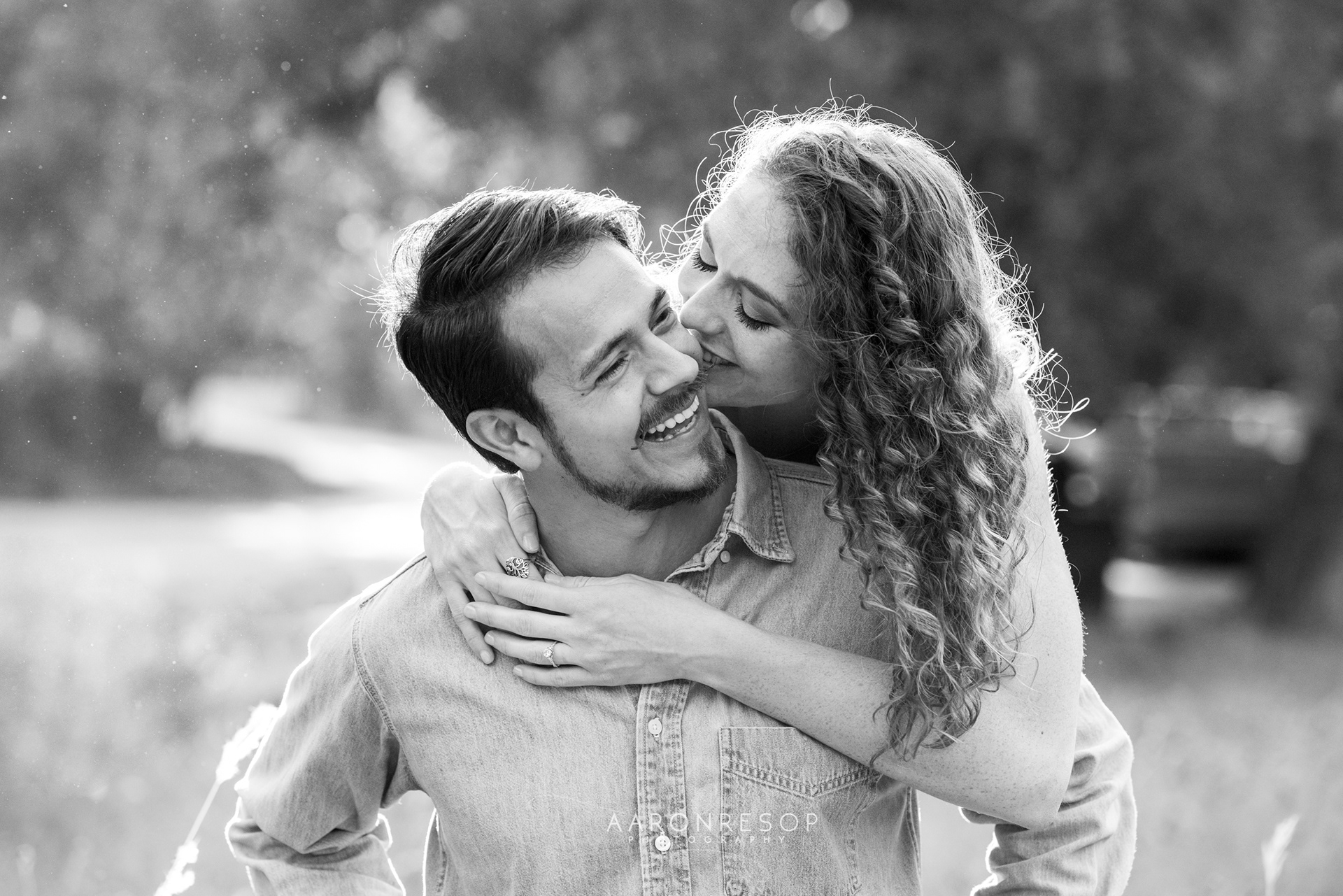 Engagement Photos taken in San Antonio, TX by wedding photographer Aaron Resop