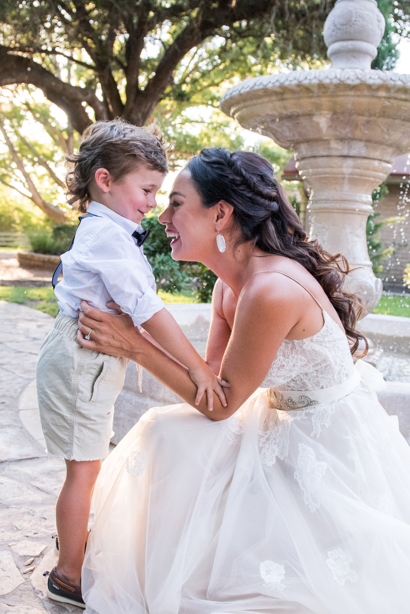 Wedding Day Photos taken in Brenham, TX by Wedding Photographer Aaron Resop @ permavista ranch & resort, Brenham, TX 77833