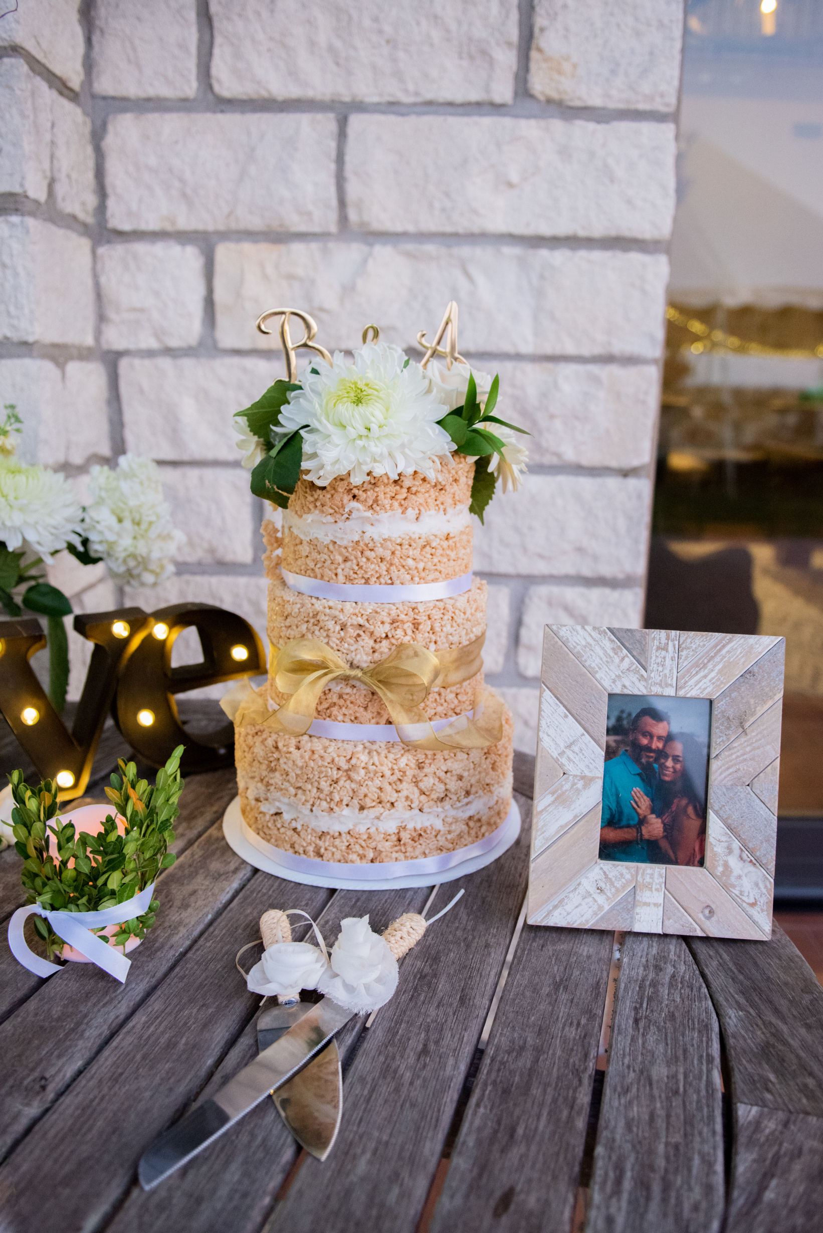 Wedding Day Photos taken in Brenham, TX by Wedding Photographer Aaron Resop @ permavista ranch & resort, Brenham, TX 77833