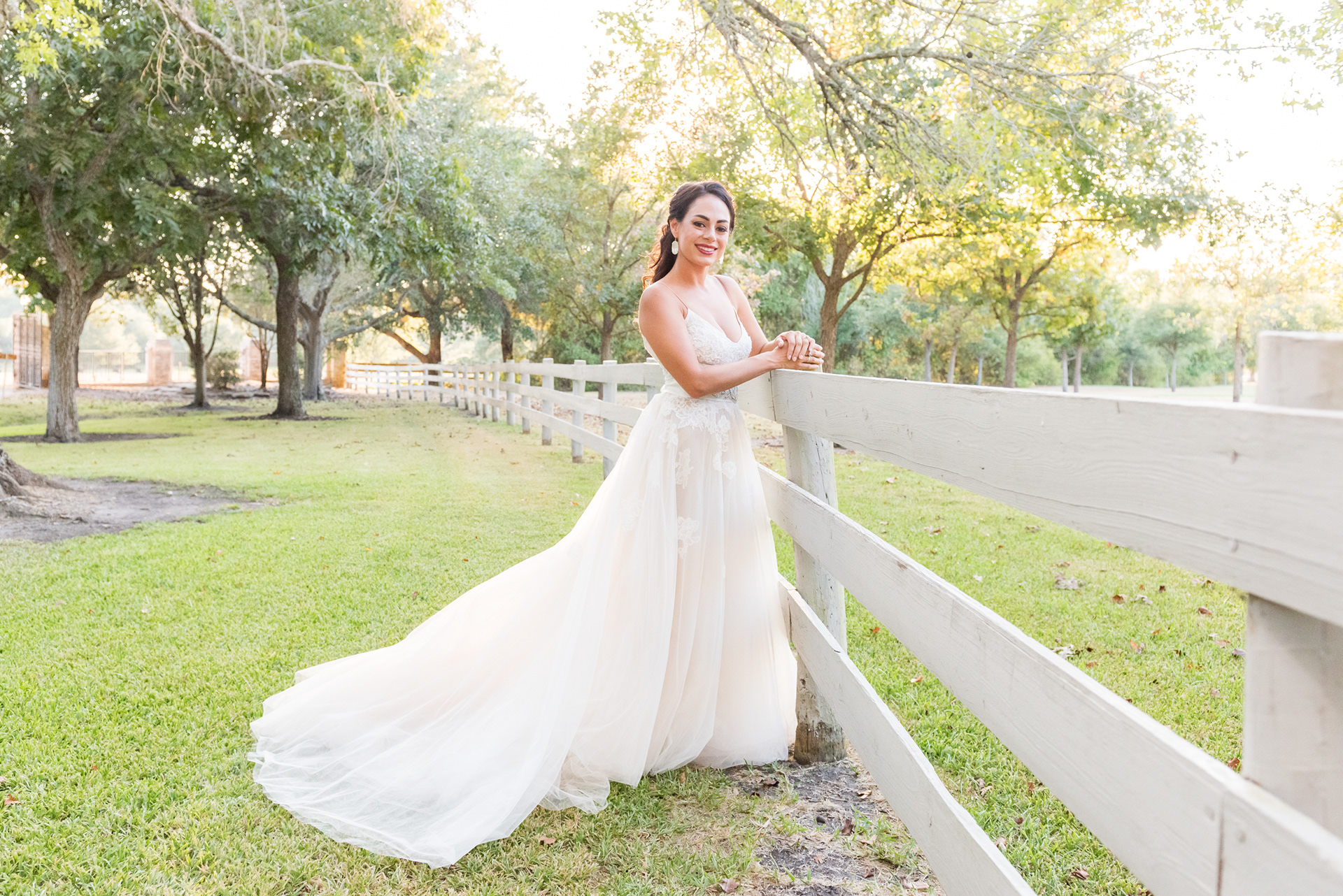 Wedding Day Photos taken in Brenham, TX by Wedding Photographer Aaron Resop @ permavista ranch & resort, Brenham, TX 77833