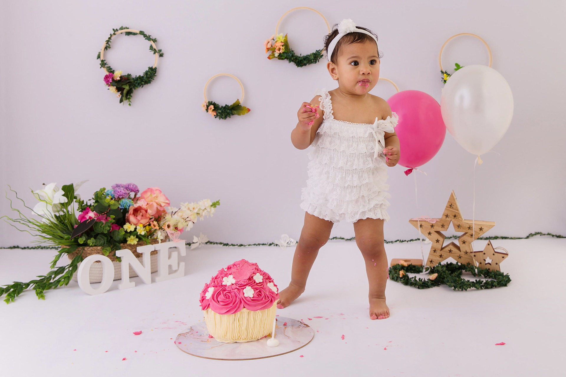 Lara Drew Photography - Auckland cake smash photography