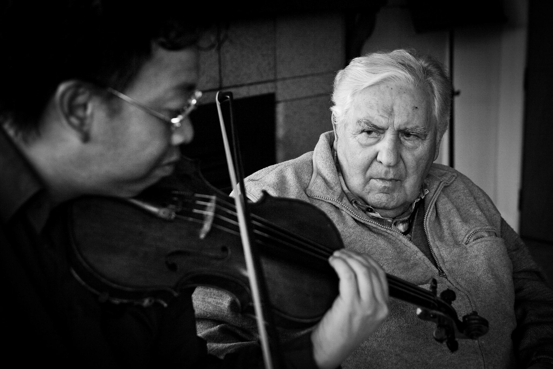 Jan Sedivka, Master Musician in Residence at the University of Tasmania Conservatorium of Music with PHD student Ka Wong.2007.