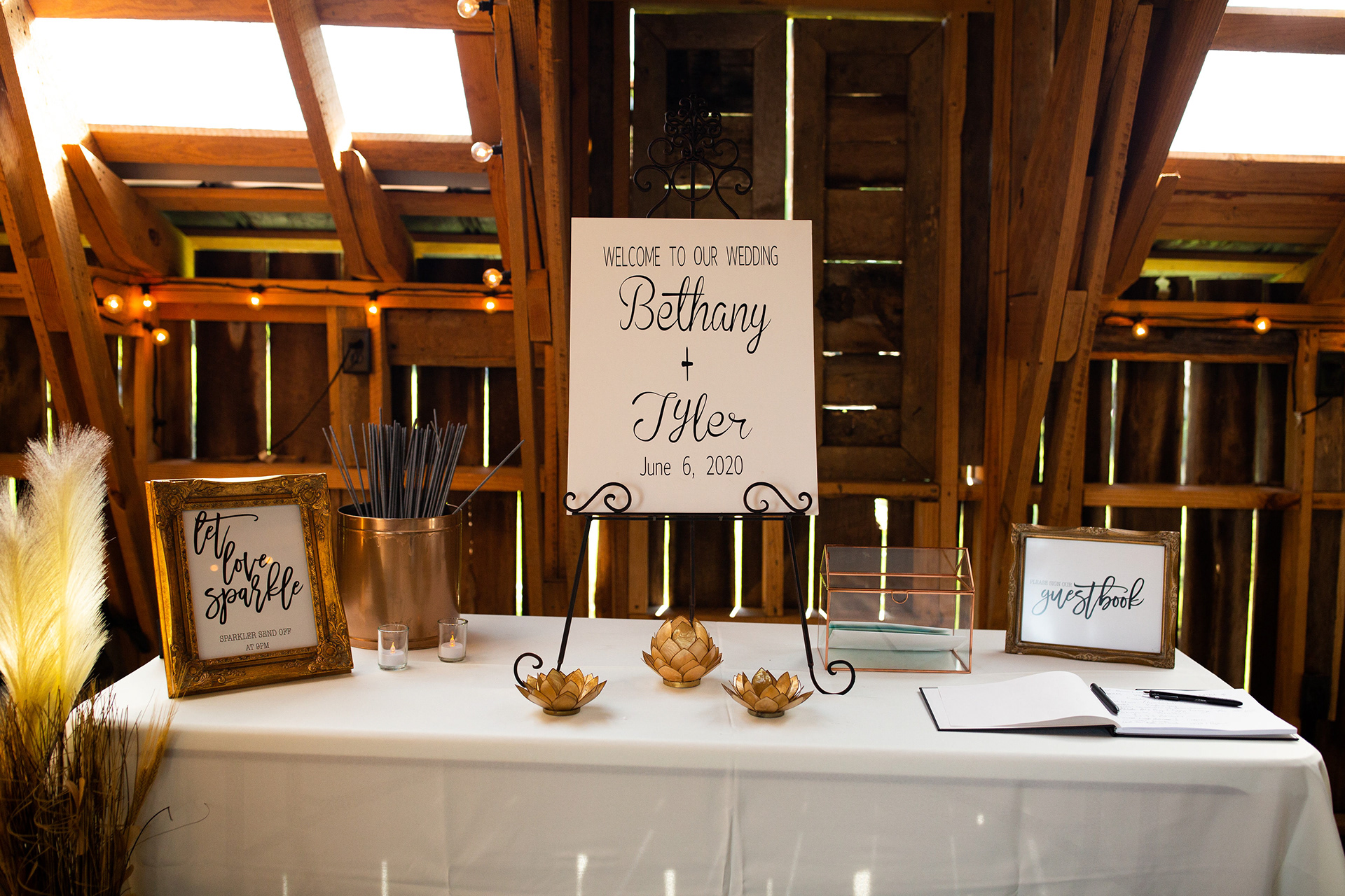 Florals & Tablescape done ByMeredithAnne