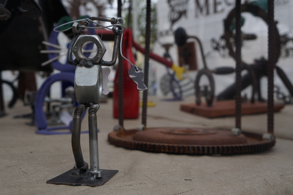 A Rosenburg original sculpture for sale at the market.