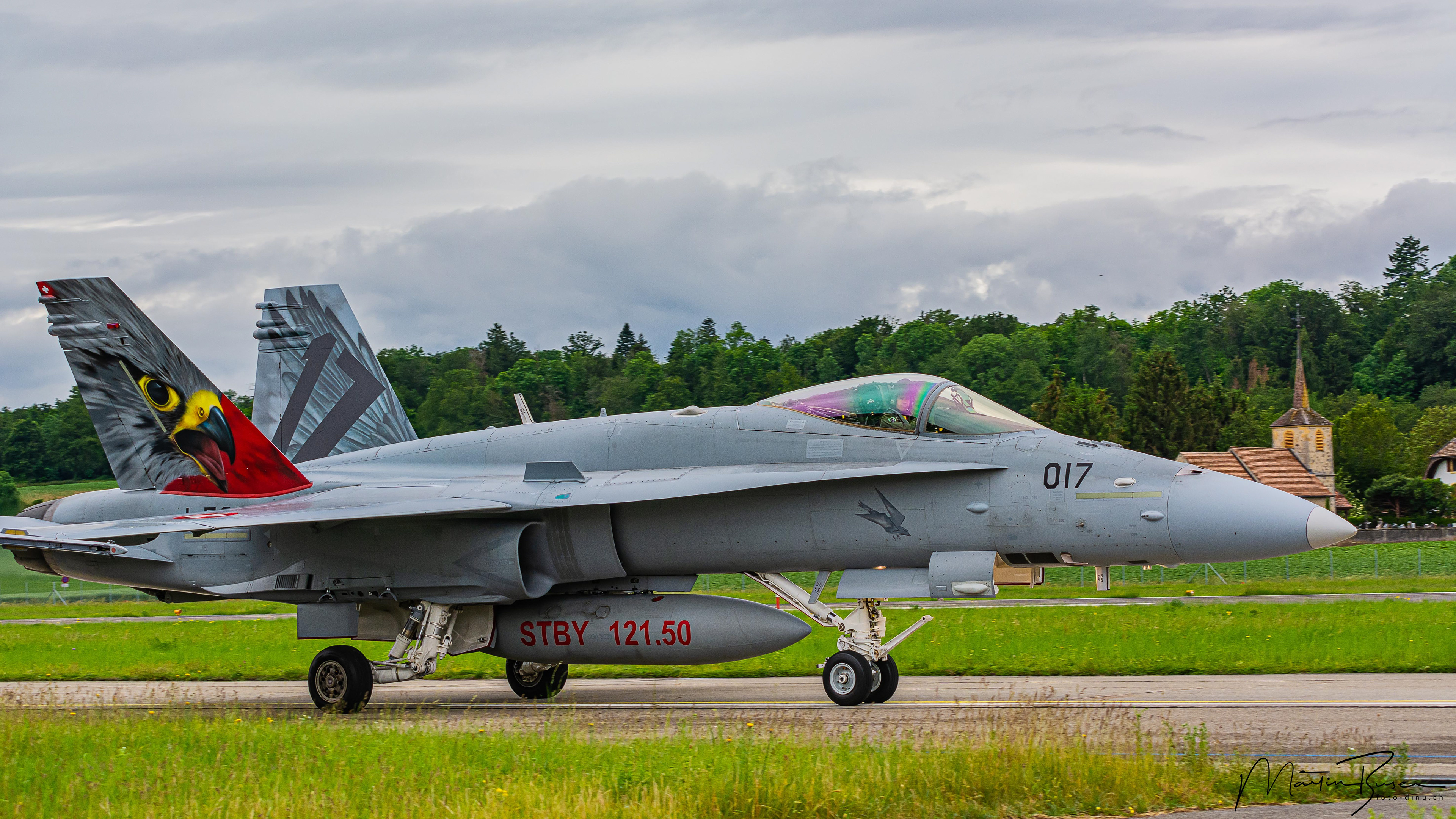 Boeing F/A-18C - J-5017