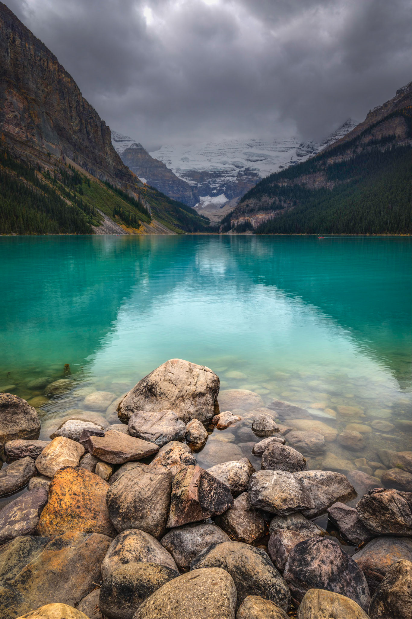 From the shore of Lake Louise.Banff National ParkAlberta, CanadaSeptember 19, 2016This is an HDR image consisting of 5 exposures merged in Photomatix Pro. Additional processing in Lightroom and Photoshop.PENTAX K-1, HD PENTAX-D FA 15-30mm F2.8ED SDM WRISO 100 24 mm  ¹⁄₈₀ sec at ƒ / 18
