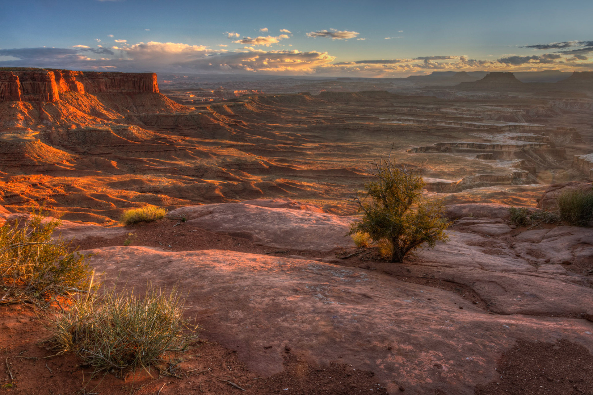 t e x t u r e s  7375Canyonlands National ParkUtahNovember 2, 2014PENTAX K-3, Sigma 18-250mm f/3.5-6.3 DC OS HSMISO 100 18 mm  1.3 sec at ƒ / 16