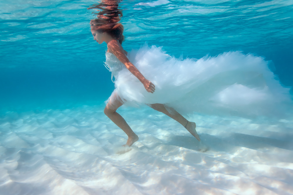 Elena Kalis Underwater Photography Underwater Bride