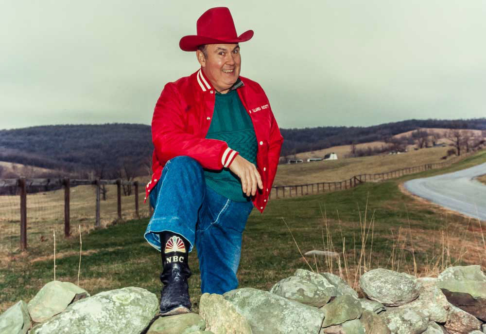 NBC Weatherman Willard Scott near his home in The Plains, VA, December 5, 1989