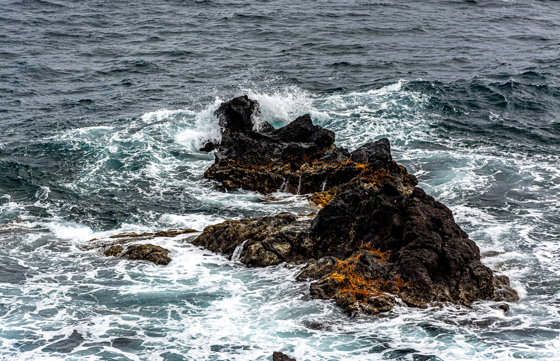 Mosteiros Azores