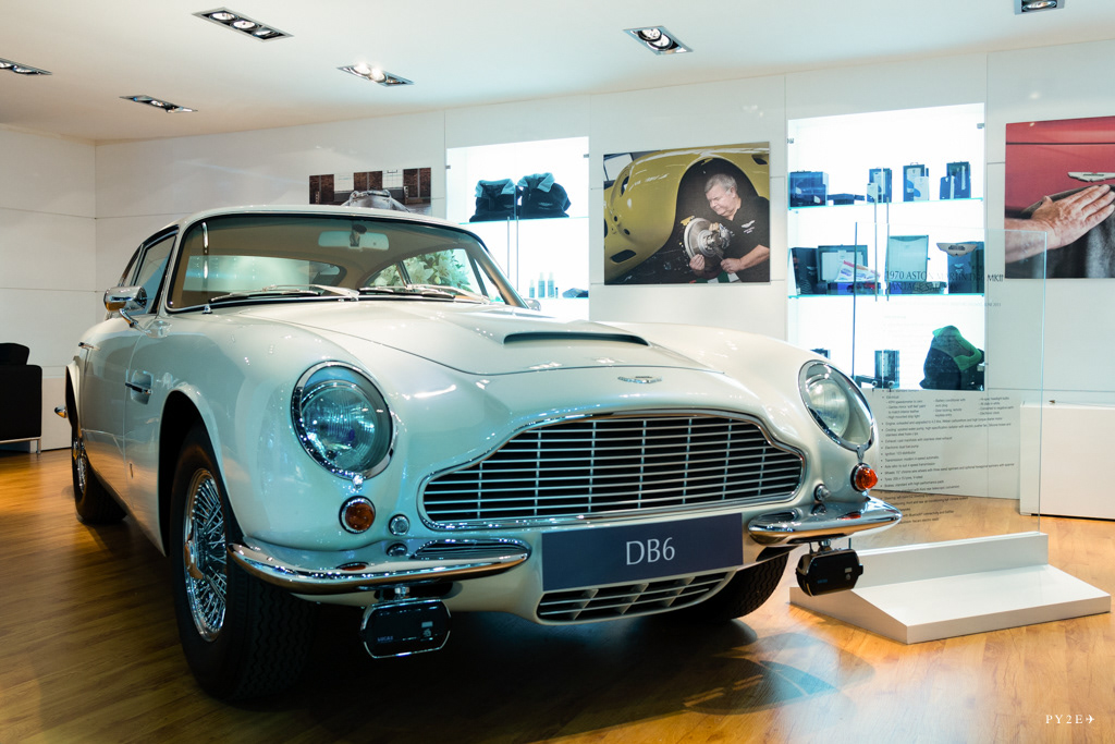 Aston Martin DB6