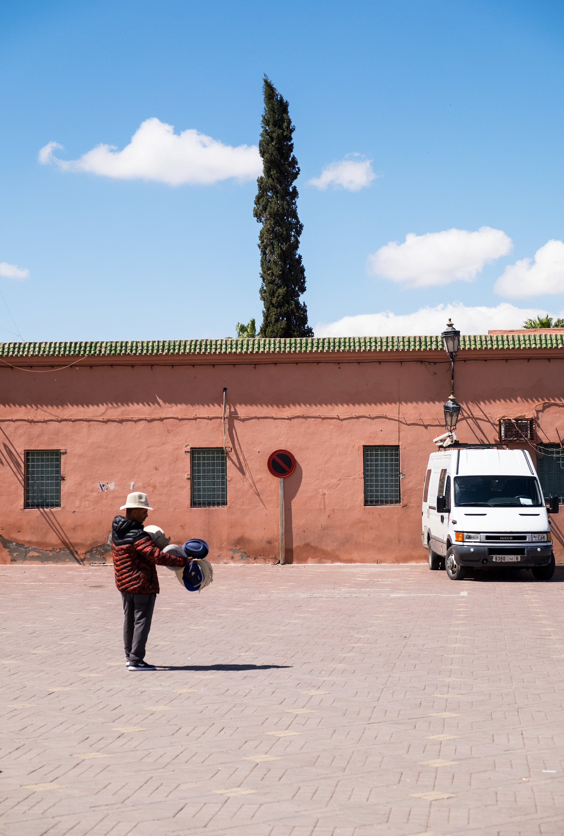 Hutverkäufer in Marrakesch