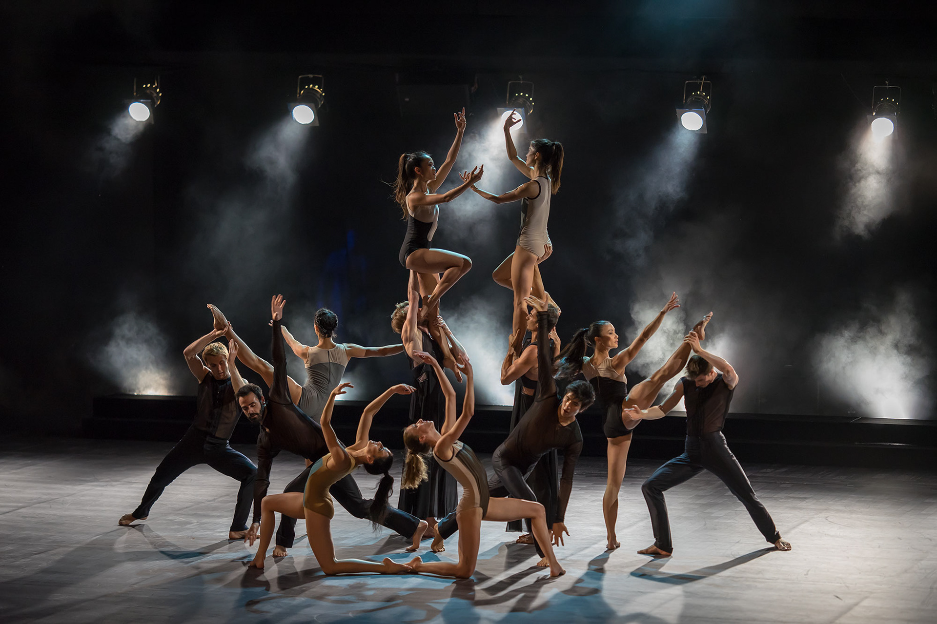 Kutsal Lenger The Grand Théâtre De Genève Ballet